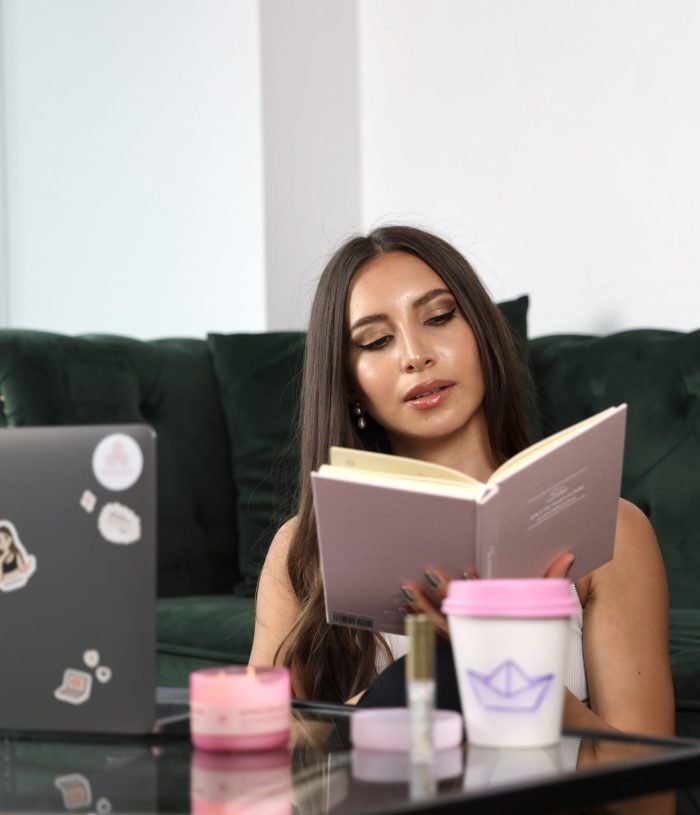 Daniela Suarez Health & Fitness Coach Evolvo